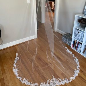 Cathedral wedding veil with lace trim